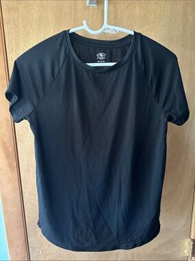 Athletic Works Black Short Sleeve Crew Neck Active Top